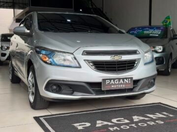 CHEVROLET ONIX 1.4 MPFI LT 8V FLEX 4P MANUAL 2015